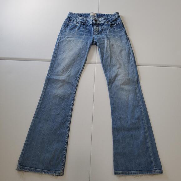 BKE Stella Jeans Womens 29 Blue Bootcut Denim Frayed Hem Embroidered Pockets - Picture 1 of 12